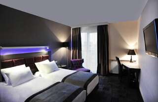 Отель Hotel 3 Trio Белосток Улучшенный двухместный номер с 1 кроватью или 2 отдельными кроватями-8